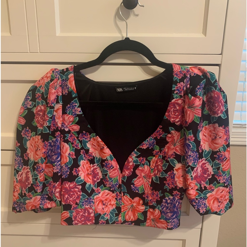 Zara floral crop top